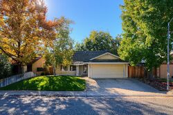 Pre-foreclosure in  CORDOVA GLEN CT Sacramento, CA 95827