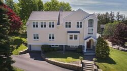 Pre-foreclosure Listing in Jerusalem Rd COHASSET, MA 02025