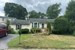 Pre-foreclosure in  Edwards Ave Seekonk, MA 02771