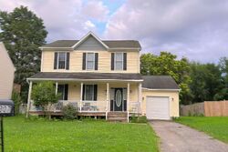  Mallard Dr, Greensboro MD