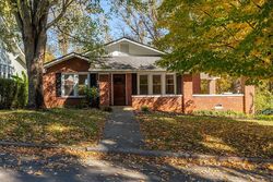 Pre-foreclosure in  Carolina Ave Bristol, TN 37620