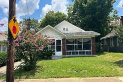 Pre-foreclosure in  N Claybrook St Memphis, TN 38104