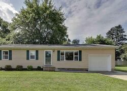 Pre-foreclosure in  E 8th St Delavan, IL 61734