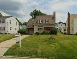  Pershing St, Ellwood City PA