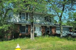 Pre-foreclosure in  Elmshaven Dr Dayton, OH 45424