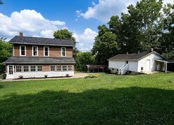 Pre-foreclosure in  Trenton Franklin Rd Middletown, OH 45042