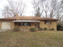 Pre-foreclosure in  GLENCROSS DR Dayton, OH 45406