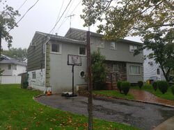 Pre-foreclosure Listing in PARK CIR CEDARHURST, NY 11516