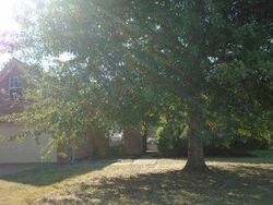 Pre-foreclosure in  CRYSTAL DR Olive Branch, MS 38654