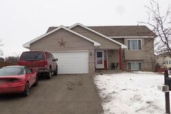 Pre-foreclosure in  PIONEER TRL SE Cambridge, MN 55008