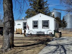 Pre-foreclosure in  Meeker Ave W Eden Valley, MN 55329
