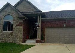 Pre-foreclosure in  River Rock Dr Davison, MI 48423