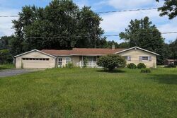 Pre-foreclosure in  W Wilson Rd Clio, MI 48420