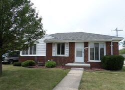 Pre-foreclosure in  BOHN ST Roseville, MI 48066