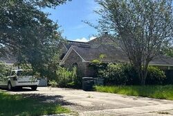 Pre-foreclosure in  Somersby Ave Baton Rouge, LA 70817