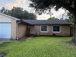 Pre-foreclosure in  Bayonne Dr La Place, LA 70068