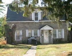 Pre-foreclosure in  S FAIRFIELD AVE Evergreen Park, IL 60805