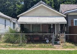  S 8th St, Kansas City KS