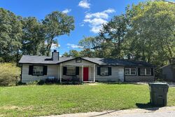  Almand Creek Dr Sw, Conyers GA