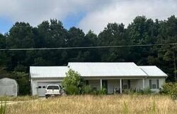 Pre-foreclosure in  Harvey Lokey Rd Bethlehem, GA 30620
