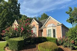 Pre-foreclosure in  Heritage Lakes Dr Sw Mableton, GA 30126