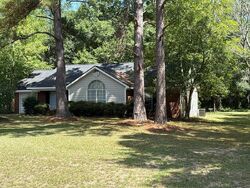  Garrett Rd, Leesburg GA
