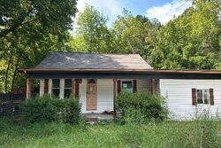 Pre-foreclosure in  S Chattanooga St La Fayette, GA 30728