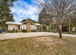 Pre-foreclosure in  Magnolia Dr Gulf Shores, AL 36542