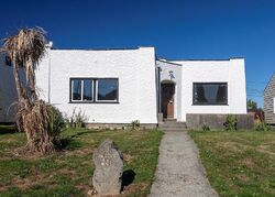 Pre-foreclosure in  S 57TH ST Tacoma, WA 98408