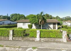 Pre-foreclosure in  NW 19TH AVE Miami, FL 33147