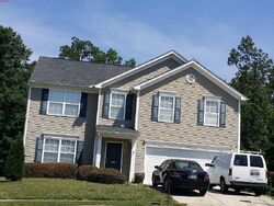 Pre-foreclosure in  BUTTONWOOD CT Charlotte, NC 28215