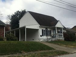 Pre-foreclosure in  Smithfield St Parkersburg, WV 26101