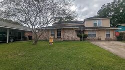 Pre-foreclosure in  PILOT POINT DR Houston, TX 77038