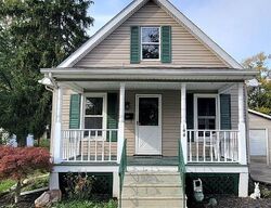 Pre-foreclosure in  BEEBE AVE Elyria, OH 44035