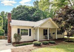  Woodstream Dr, Gastonia NC