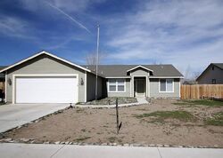  Shadow Mountain Dr, Fernley NV