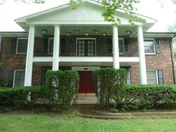 Pre-foreclosure in  CENTERBROOK DR Florissant, MO 63033