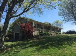 Pre-foreclosure in  Riverview Dr Hawesville, KY 42348