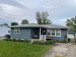  S Sandusky St, Catlin IL