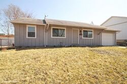 Pre-foreclosure in  LATONIA LN Richton Park, IL 60471