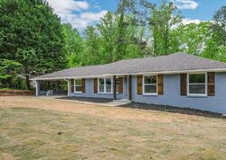 Pre-foreclosure in  Colewood Way Atlanta, GA 30328