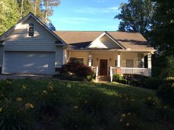 Pre-foreclosure in  Nicholson Rd Cumming, GA 30028