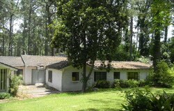 Pre-foreclosure in  CHEROKEE CIR Waycross, GA 31501