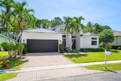 Pre-foreclosure in  Lake Eden Dr Boynton Beach, FL 33435