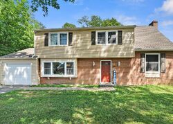 Pre-foreclosure in  OLD MILL RD Dover, DE 19901
