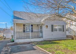 Pre-foreclosure in  N RIVERSIDE AVE Terryville, CT 06786