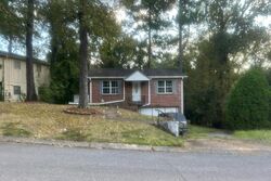 Pre-foreclosure in  WOODFALL DR Birmingham, AL 35228