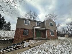  Irishtown Rd, Bethel Park PA