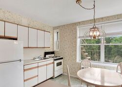 Pre-foreclosure in  Riverdale Ave t Bronx, NY 10471