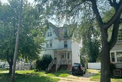 Pre-foreclosure in  Poplar St Wyandotte, MI 48192